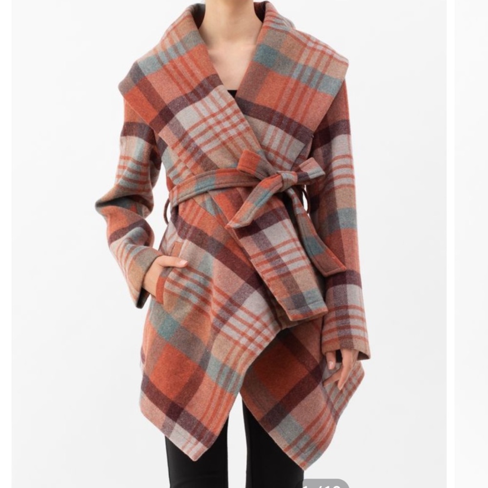 ChicWish PLAID PATTERN RABATO COAT IN CORAL (Plus)